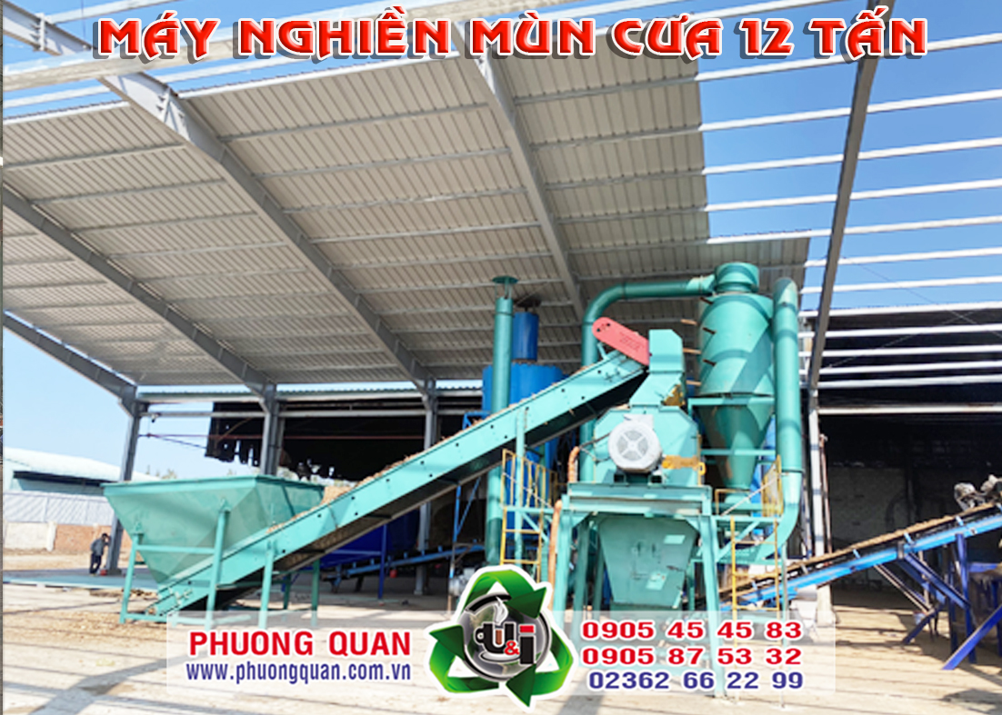 Dây chuyền nghiền mùn cưa 12 tấn với phễu cấp liệu, băng tải và cyclone